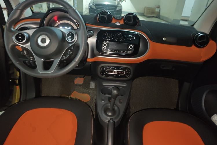 Used  fortwo 2015 1.0L 52 kW Hardtop Passion Edition