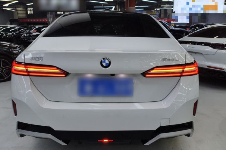 Used BMW 5 Series 2024 530Li Leading Model M Sport Package