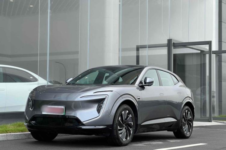 Used  07 2024 Pro+ All-Electric Version
