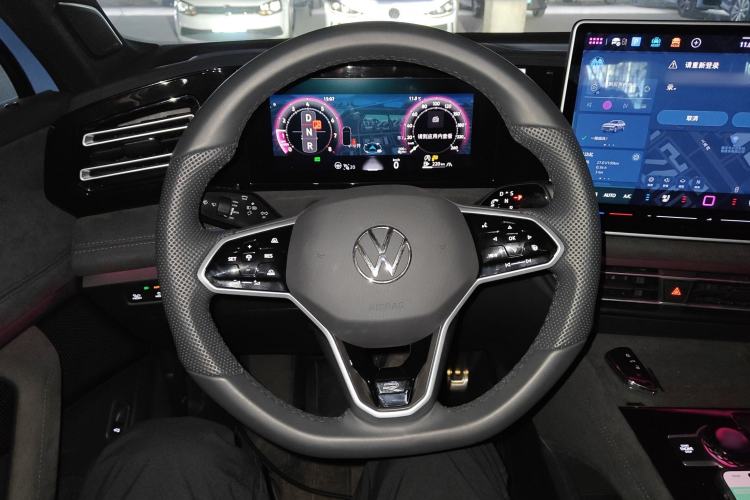 Used Volkswagen Tiguan L 2024 PRO 380TSI Four-Wheel Drive R-Line Prestige Edition
