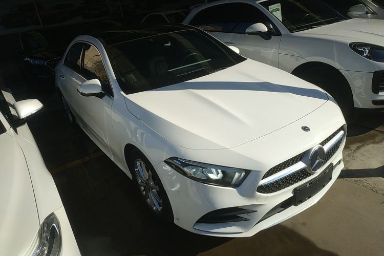 Used Mercedes-Benz A-Class 2021 A 200 L Sport Sedan Fashion Model
