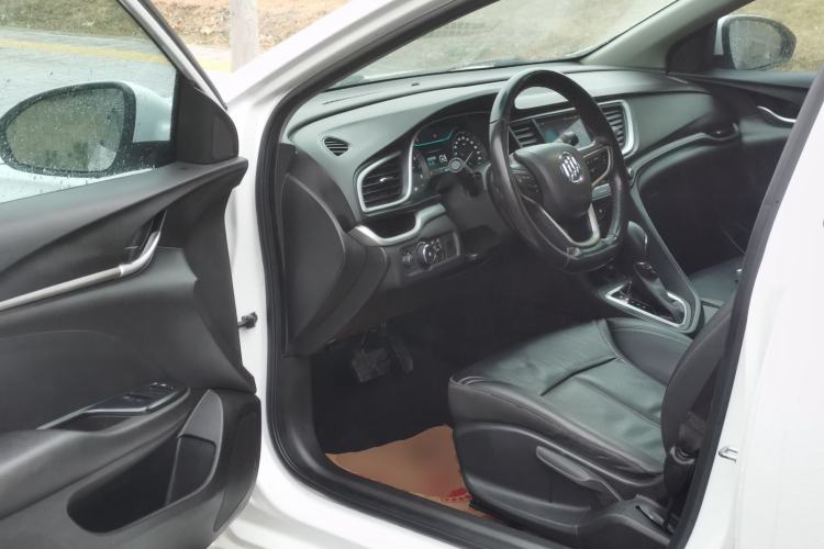 Used Buick GT 2018 18T Automatic Elite Model