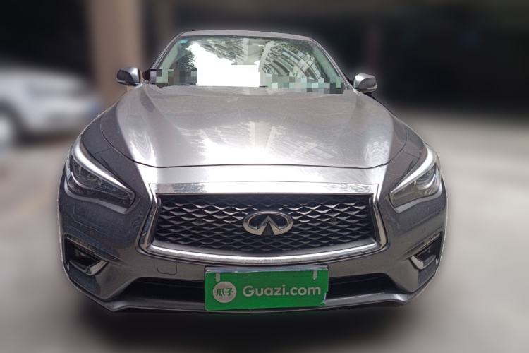 Used Infiniti Q50L 2018 2.0T Enjoyment Version China VI Standard
