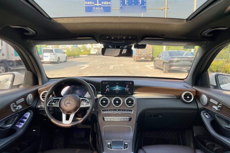 Used Mercedes-Benz GLC 2020 GLC 300 L 4MATIC Luxury Model
