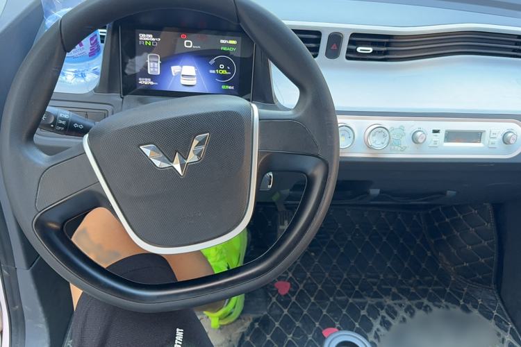 Used Wuling Hongguang MINIEV 2021 Macaron Fashion Edition Lithium-Ion Battery
