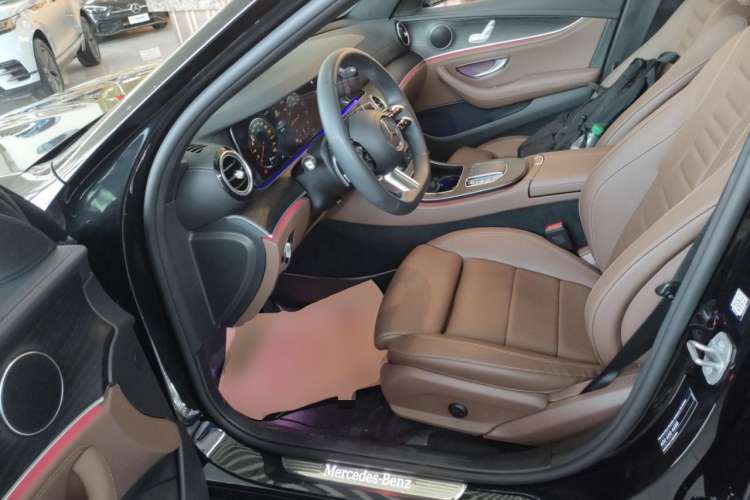 Used Mercedes-Benz E-Class 2023 E 260 L Sport 4MATIC
