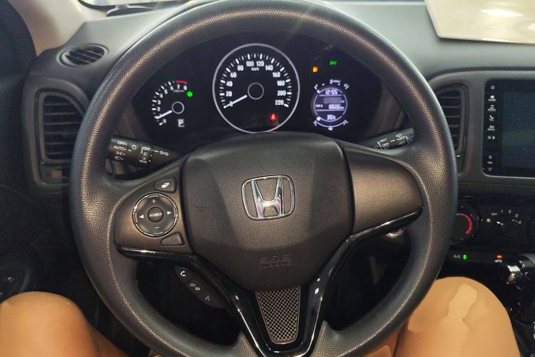 Used Honda Vezel 2019 1.5L CVT Luxury Model China VI
