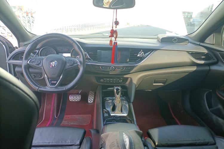 Used Buick Regal 2017 GS 28T Luxury Model