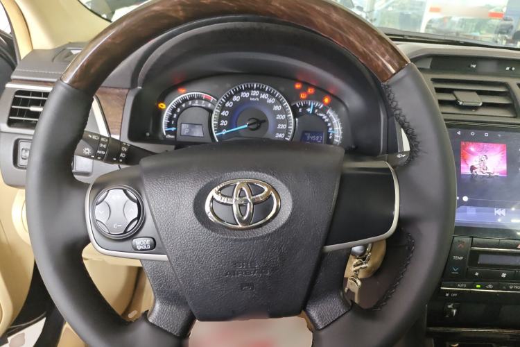 Used Toyota Camry 2015 2.0G Premier Edition
