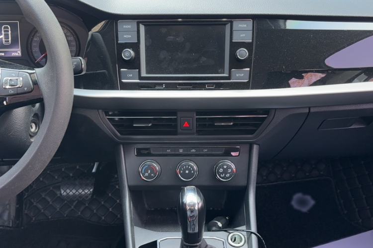 Used Volkswagen Lavida 2018 1.5L Automatic Comfort Edition China V Standard