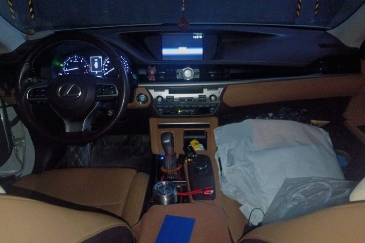 Used Lexus ES 2015 200 Elite Edition
