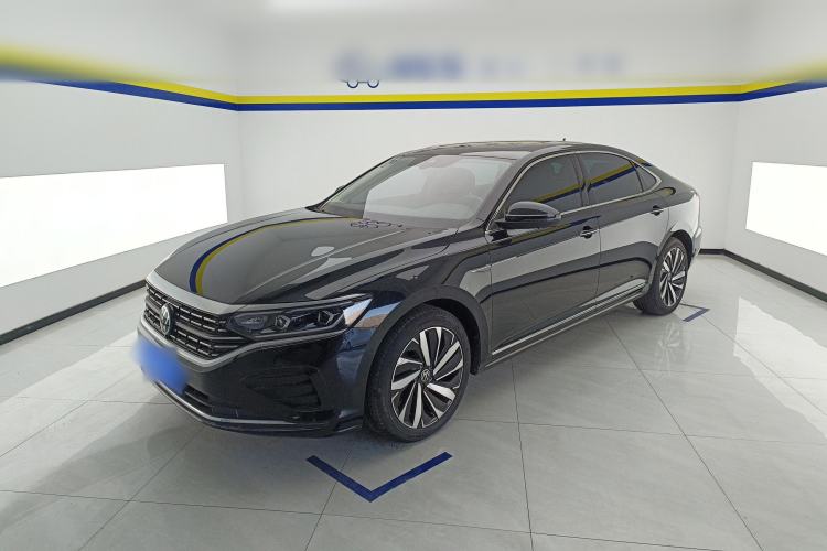 Used Volkswagen Passat 2023 Facelift 330TSI Luxury Edition