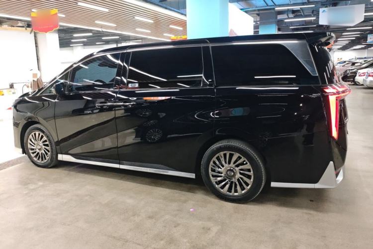 Used GAC Trumpchi M8 2023 Zongshi Series 400T Flagship Edition
