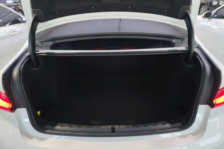 Used BMW 3 Series 2024 325Li M Sport Package
