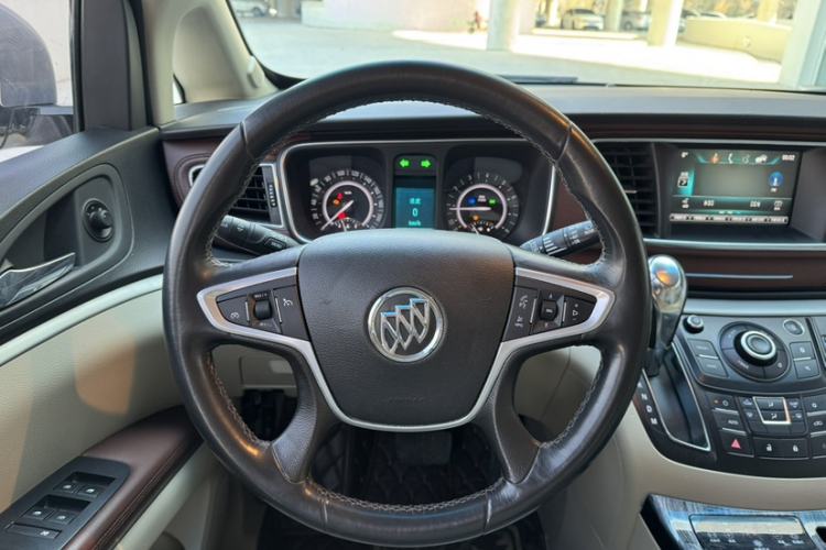 Used Buick GL8 2017 25S Comfort Version China V Standard