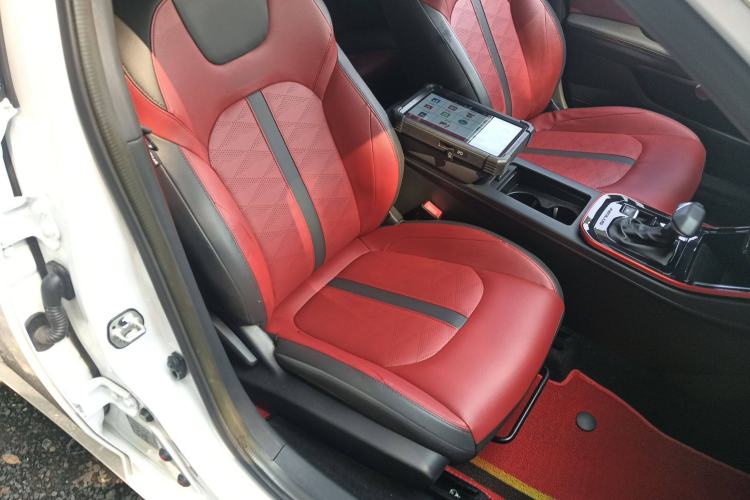 Used Dongfeng Aeolus Yixuan 2021 230T Automatic Zuiying Knight Edition
