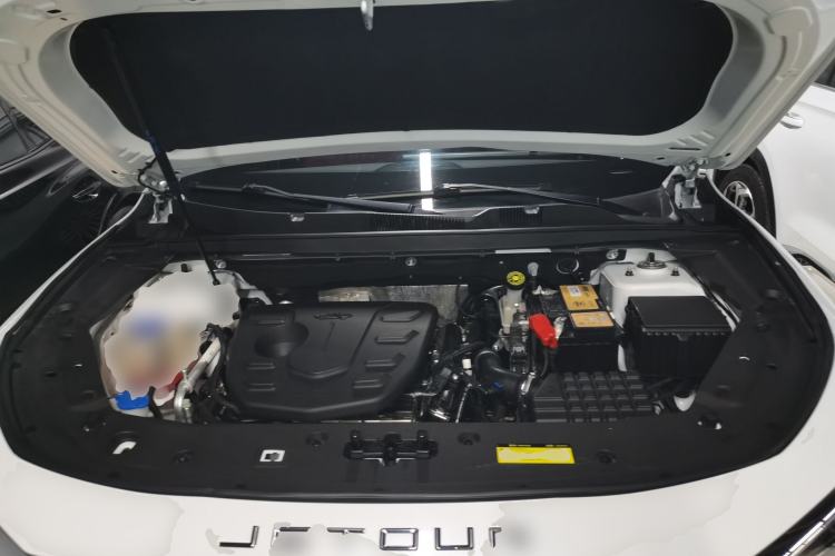 Used JETOUR X70 PLUS 2023 1.5T DCT Brave PLUS 5-Seater
