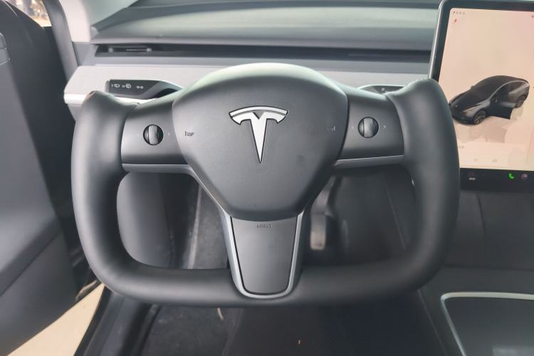 Used Tesla Model Y 2024 Rear-Wheel-Drive Version