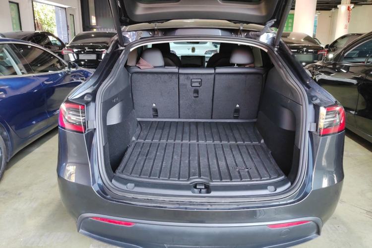 Used Tesla Model Y 2024 Rear-Wheel-Drive Version
