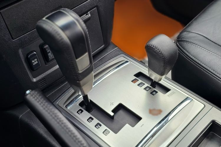 Used Mitsubishi Pajero 2016 3.0L Automatic Prestige Version China V Standard
