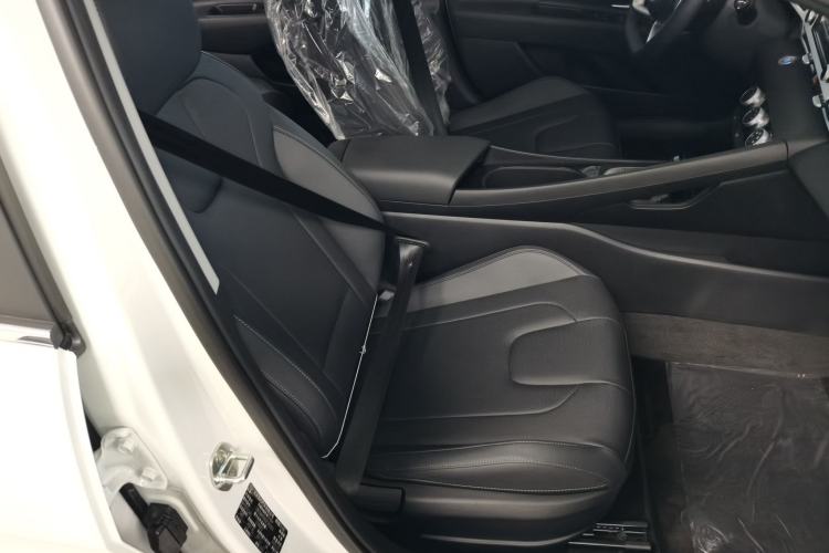 Used Hyundai Elantra 2023 1.5L CVT GLX Elite Edition
