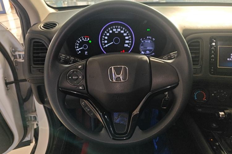 Used Honda Vezel 2020 1.5L CVT Pioneer Edition
