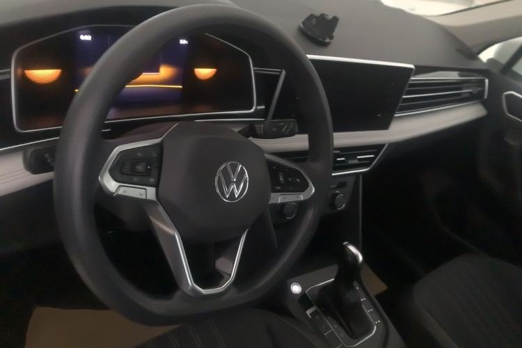 Used Volkswagen Tiguan L 2022 330TSI Automatic Two-Wheel Drive Comfort Edition
