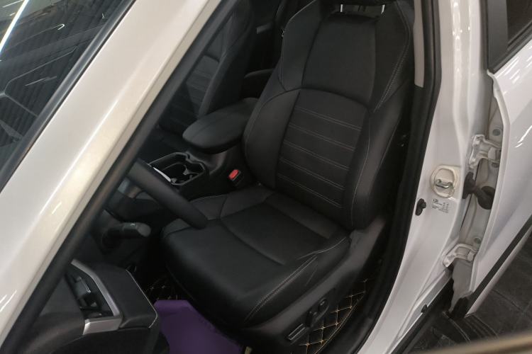 Used Toyota Wildlander 2023 2.0L CVT Two-Wheel Drive Luxury PLUS Edition
