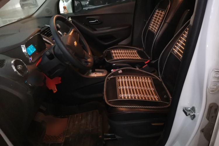 Used Chevrolet Trax 2016 1.4T Automatic Two-Wheel Drive Comfort Version with Sunroof
