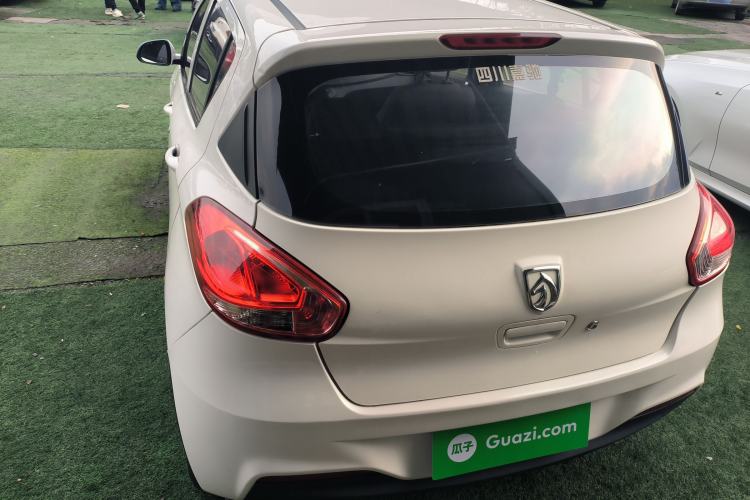 Used Baojun 310 2016 1.2L manual Comfort trim level
