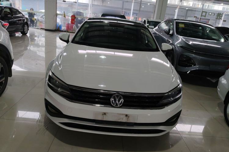Used Volkswagen Lamando 2019 230TSI DSG Fashion Edition China VI
