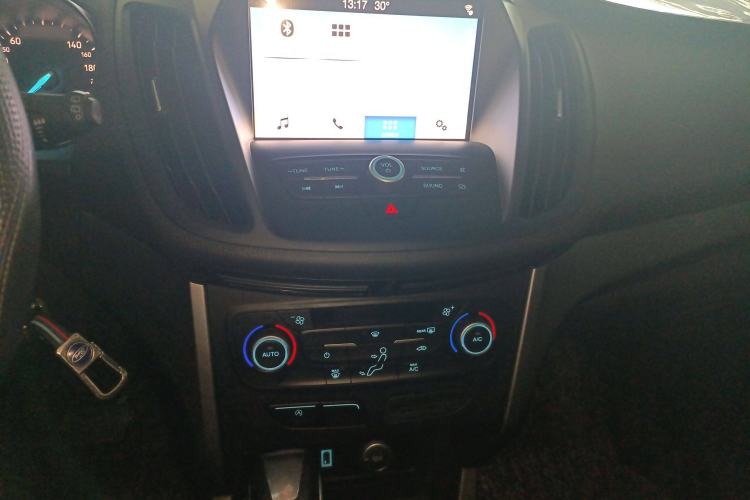 Used Ford Kuga 2019 EcoBoost 180 Two-Wheel-Drive Platinum Edition China VI Standard
