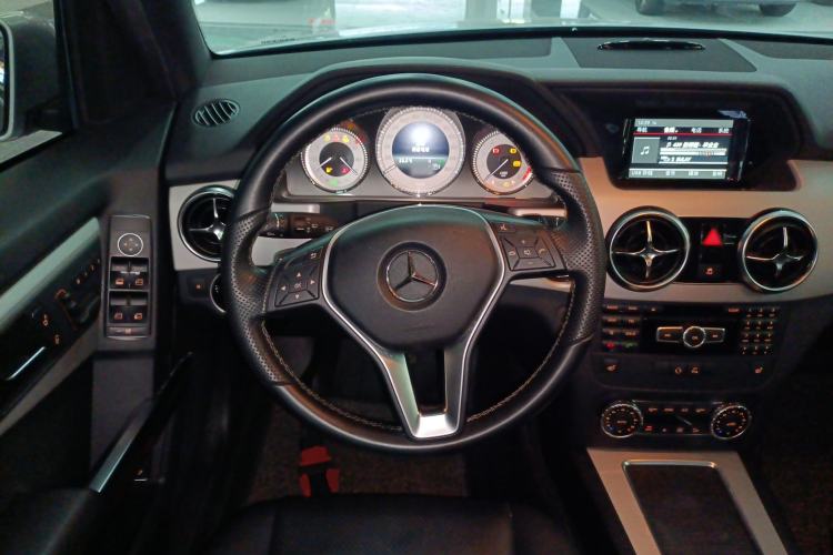 Used Mercedes-Benz GLK-Class 2013 Facelift GLK 300 4MATIC Fashion Edition