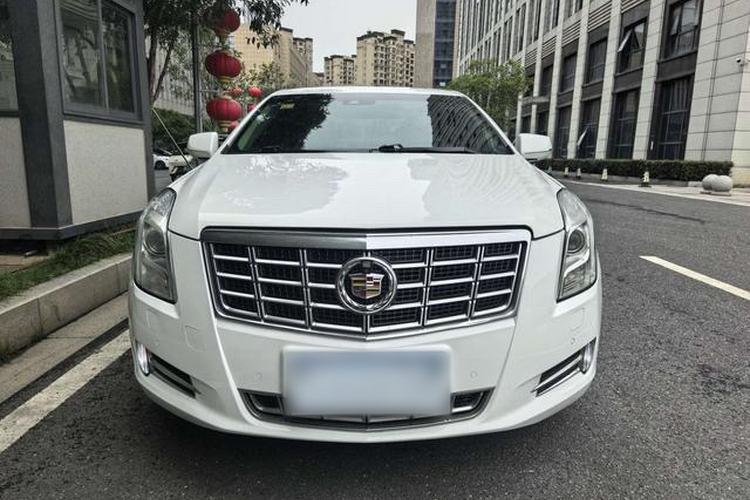 Used Cadillac XTS 2013 28T Leading Model
