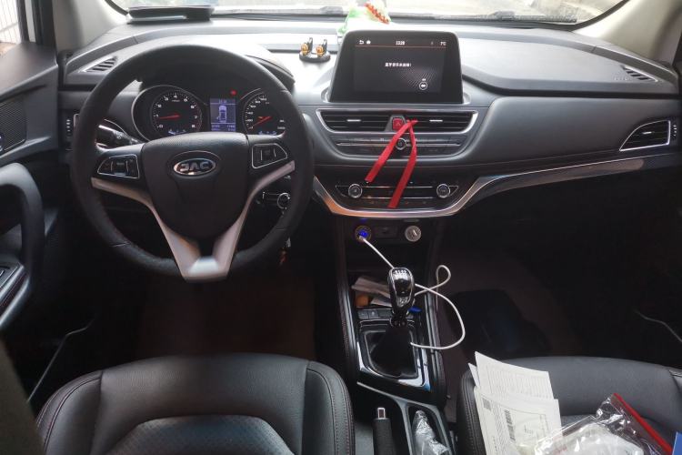 Used  Refine S3 2017 1.6L Manual Smart Connectivity Model
