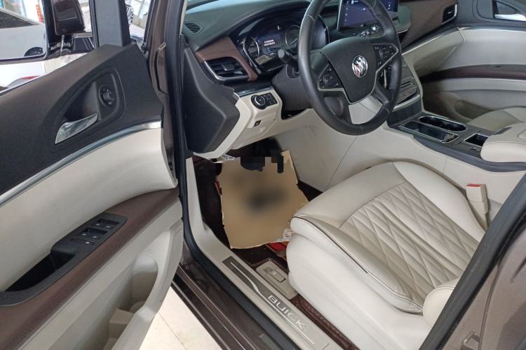 Used Buick GL8 2022 Land Executive Class 652T Prestige Model
