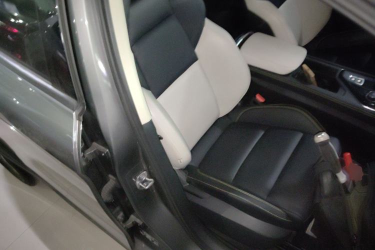 Used Lynk & Co 02 2022 2.0T DCT Shine Plus
