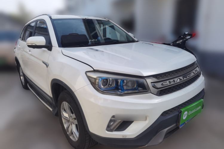 Used Changan CS75 2017 Shangkui Edition 1.5T Manual Fengxiang Model
