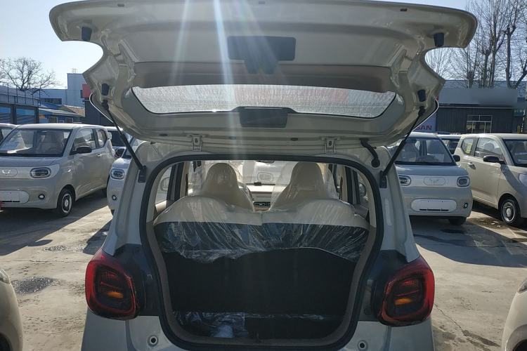 Used Wuling Hongguang MINIEV 2025 Four-Door Version Advanced Edition
