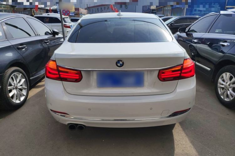 Used BMW 3 Series 2018 320Li Leading Luxury Package
