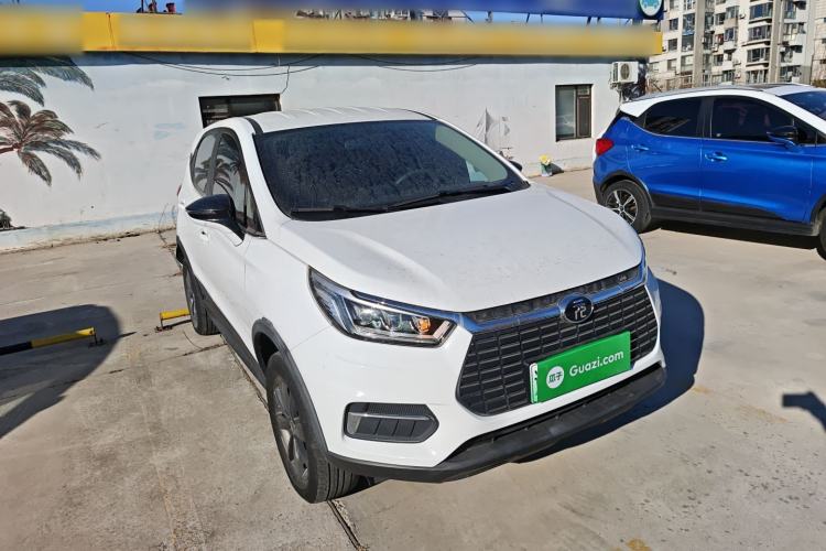 Used BYD Yuan New Energy 2019 EV535 Smart Connect Trendsetting Model
