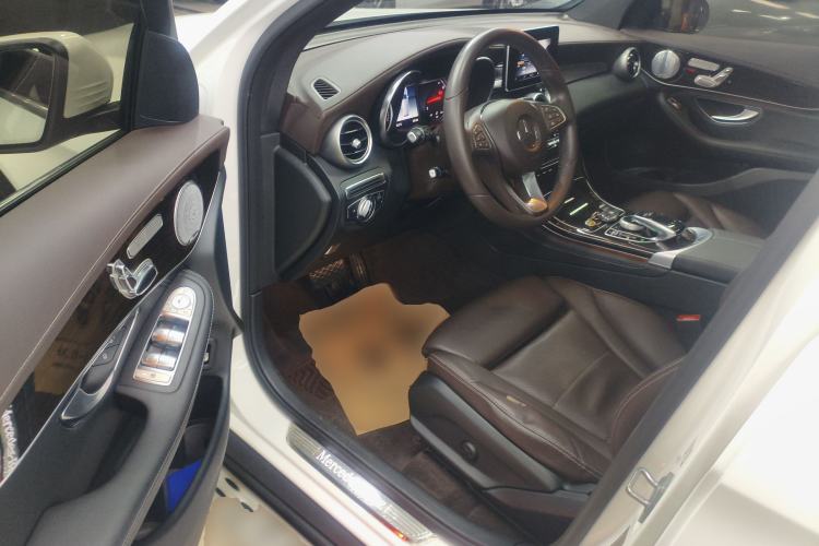 Used Mercedes-Benz GLC 2018 Facelifted GLC 260 4MATIC Dynamic Edition