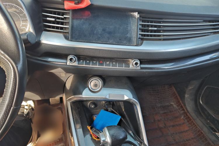 Used Haval H6 2017 Blue Label 1.5T Automatic Two-Wheel Drive ZhiShang Model