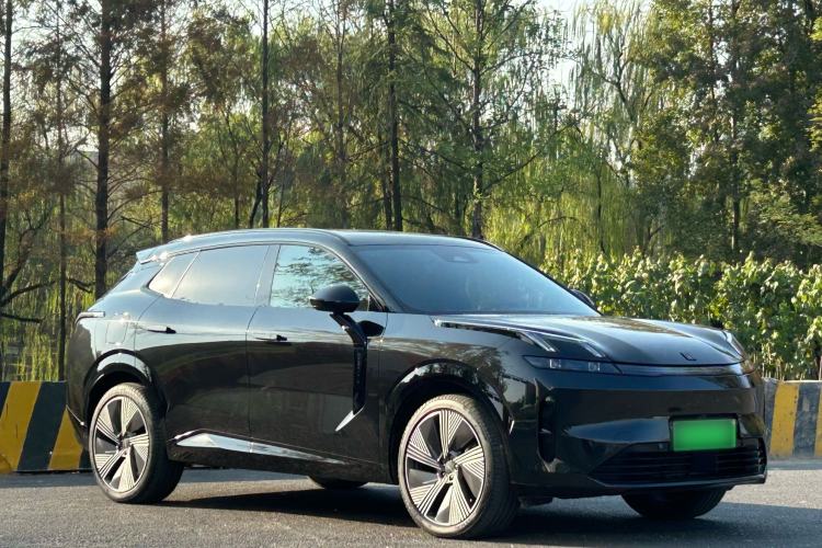 Used Lynk & Co 08 EM-P 2023 120km Long-Range Pro
