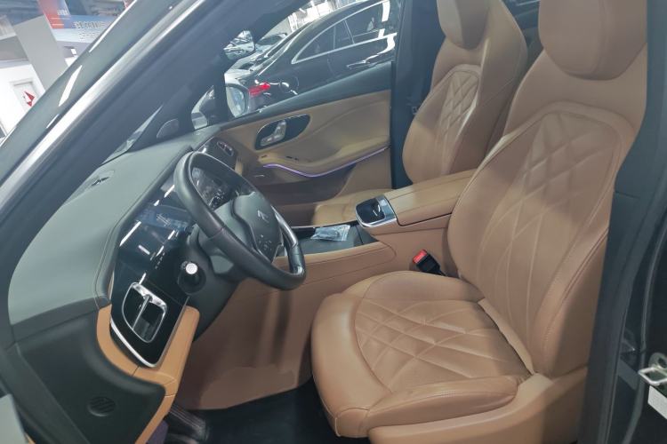 Used  R7 2022 Standard Advanced Version