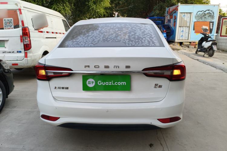 Used Roewe i5 2019 1.5L Automatic 4G Connected Langhao Edition
