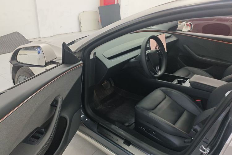 Used Tesla Model 3 2025 Rear-Wheel-Drive Version
