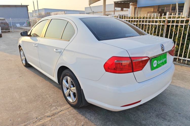 Used Volkswagen Lavida 2013 Revised Classic 1.6L Manual Fashion Edition
