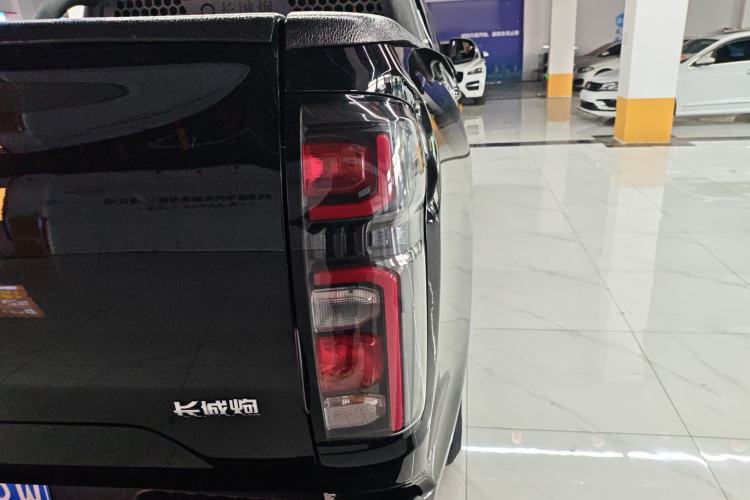 Used Great Wall Poer 2023 2.0T Commercial Version Automatic Diesel Two-Wheel Drive Elite Trim with Long Bed – GW4D20M
