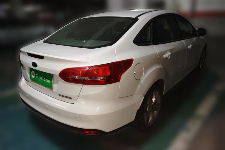 Used Ford Focus 2015 Sedan 1.6L Automatic Comfort Model
